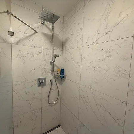 Haus Schlatti Apartman