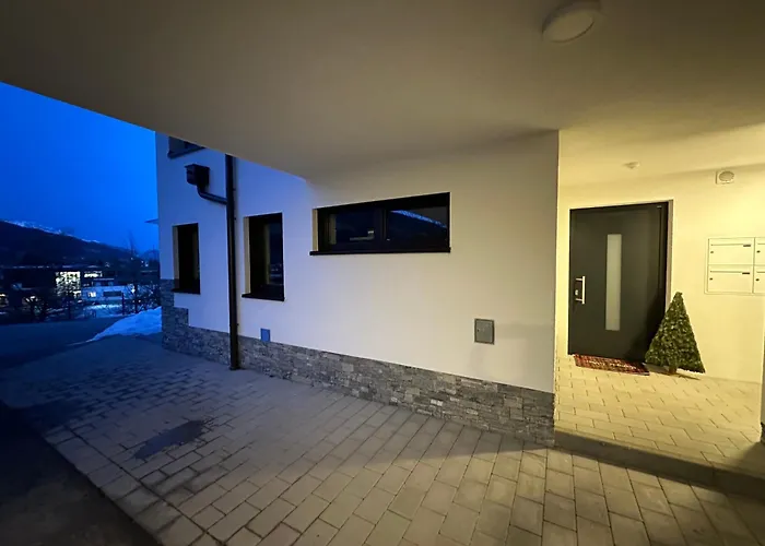 Haus Schlatti Apartman